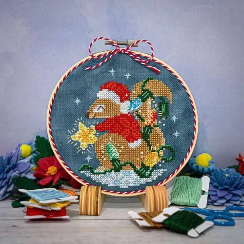 (image for) Squirrel's Bright Winter Night Ornament